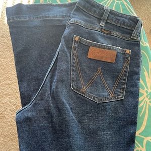 Wrangler High Rise Trouser 30waist